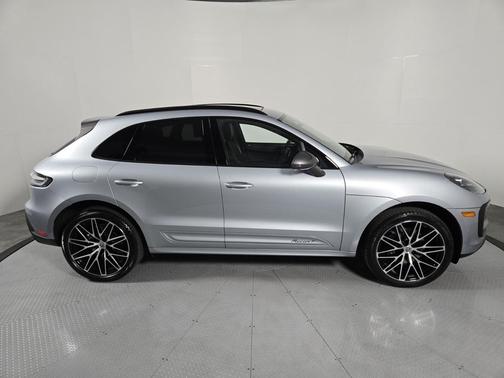 2024 Porsche Macan T