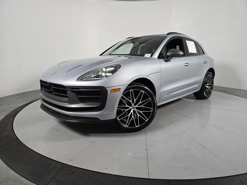 2024 Porsche Macan T