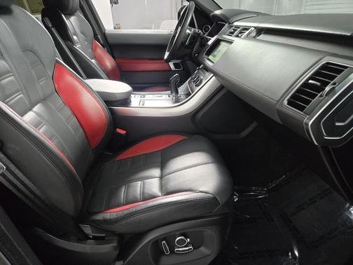 2017 Land Rover Range Rover Sport 3.0L Supercharged HSE Dynamic