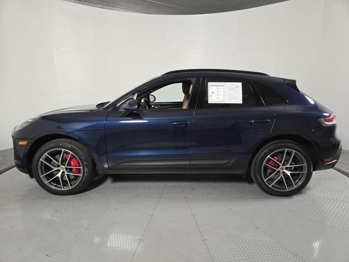 2022 Porsche Macan S