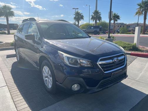 Dark Blue Pearl 2018 Subaru Outback 2.5i Premium