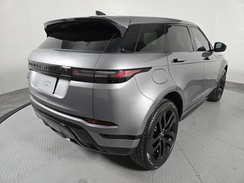 2024 Land Rover Range Rover Evoque Dynamic SE