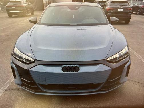 2023 Audi e-tron GT Premium Plus quattro