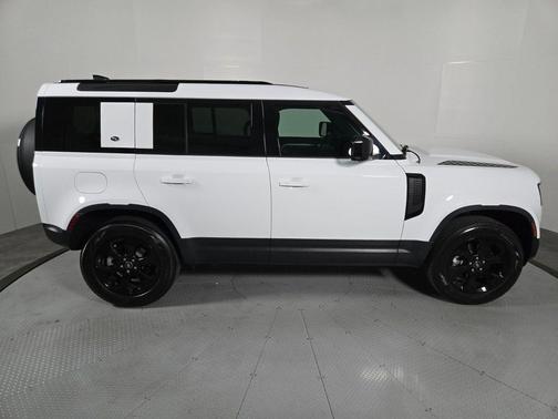 Fuji White 2022 Land Rover Defender 110 S