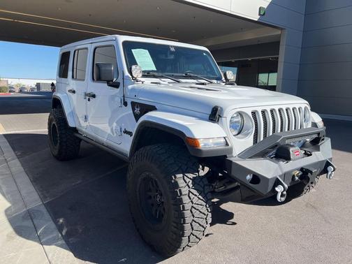 2022 Jeep Wrangler Unlimited Sahara