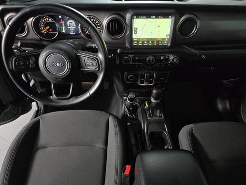 2021 Jeep Gladiator Willys 4x4