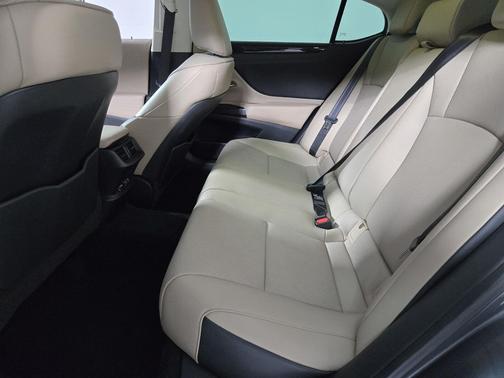 2019 Lexus ES 350 Base