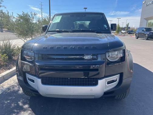 2024 Land Rover Defender 110 P300