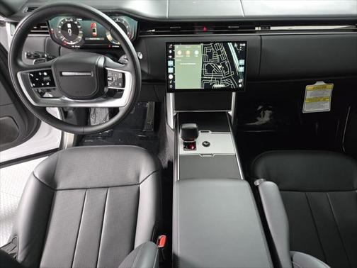 2025 Land Rover Range Rover P615 SV