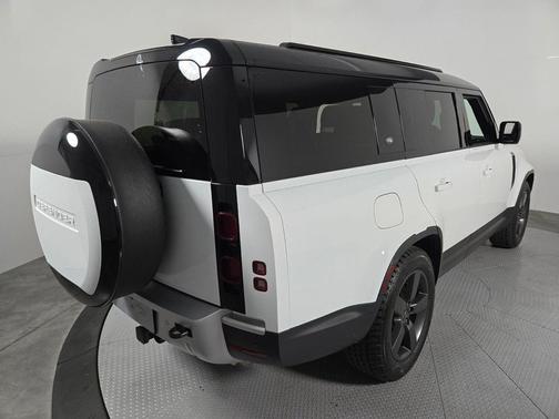 Fuji White 2024 Land Rover Defender 130 P400 S