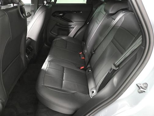 2025 Land Rover Range Rover Evoque Dynamic SE