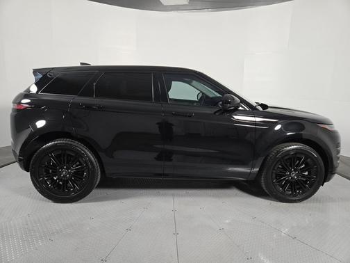 2024 Land Rover Range Rover Evoque Dynamic SE