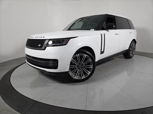 2025 Land Rover Range Rover P530 SE 7 Seat