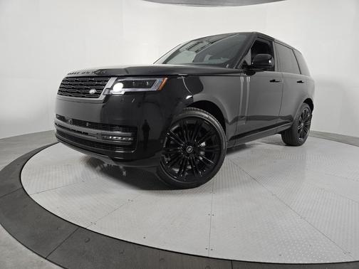 2025 Land Rover Range Rover P400 SE