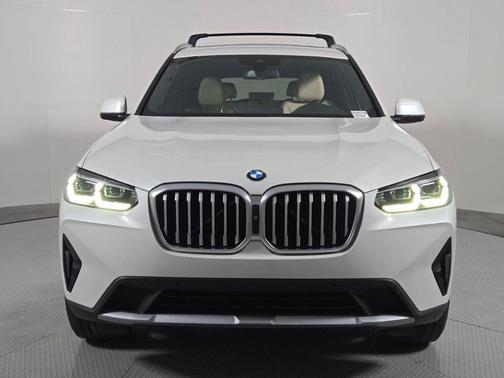Mineral White Metallic 2024 BMW X3 sDrive30i