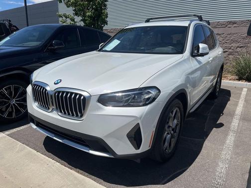 Mineral White Metallic 2024 BMW X3 sDrive30i
