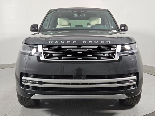Carpathian Grey Premium Metallic 2026 Land Rover Range Rover P530 Autobiography