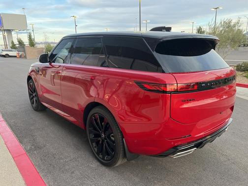 2025 Land Rover Range Rover Sport SE