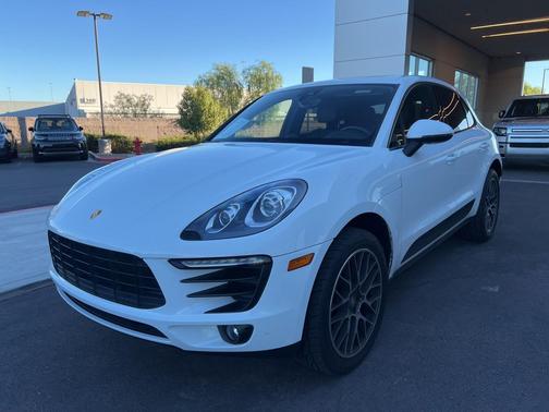 2017 Porsche Macan Base