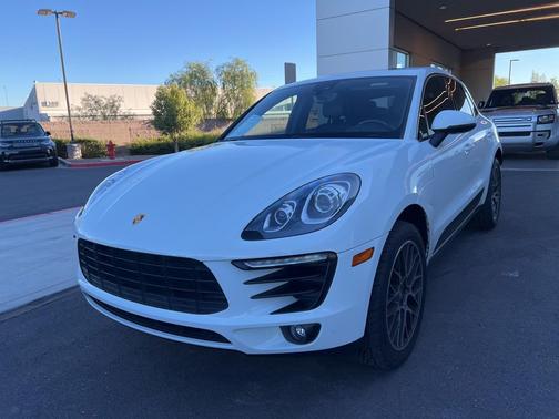 2017 Porsche Macan Base