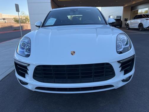 2017 Porsche Macan Base