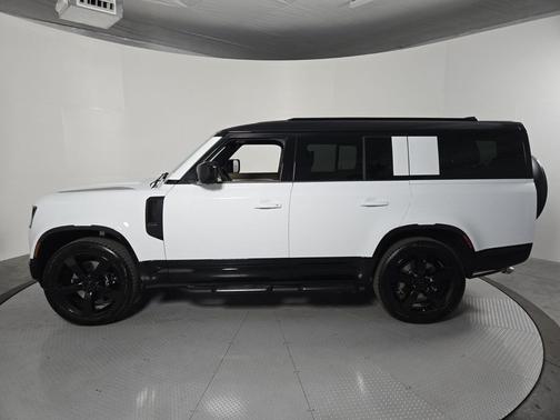 2026 Land Rover Defender V8