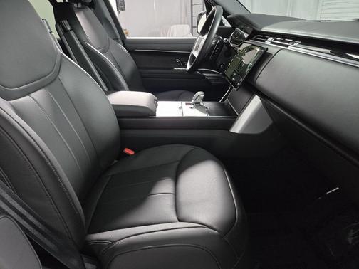 2026 Land Rover Range Rover P400 SE