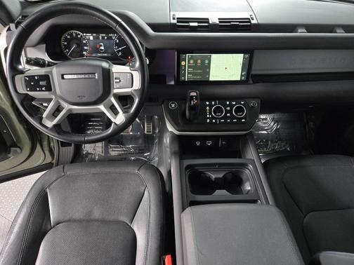 2023 Land Rover Defender 110 SE