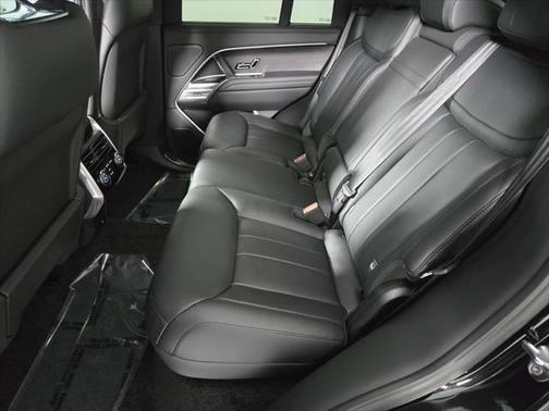 2025 Land Rover Range Rover P530 SE