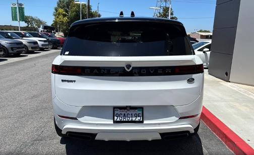Fuji White 2023 Land Rover Range Rover Sport SE