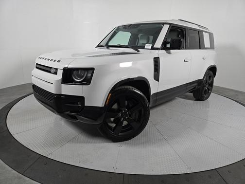 2026 Land Rover Defender P400 X-Dynamic SE