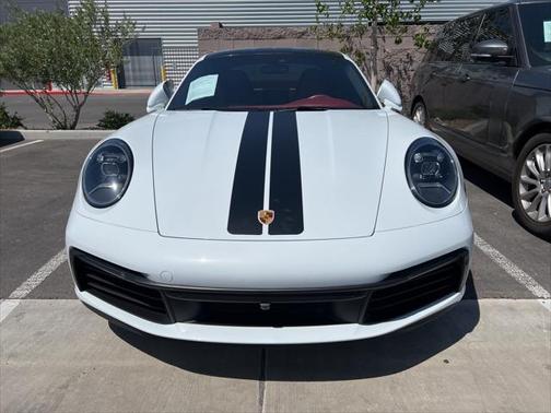 2021 Porsche 911 Carrera