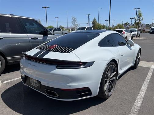 2021 Porsche 911 Carrera