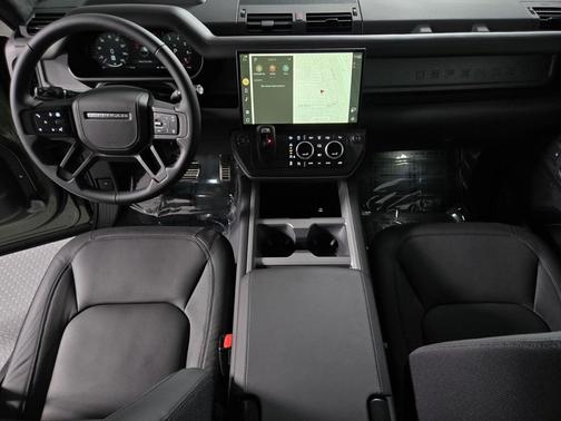 2026 Land Rover Defender P400 X