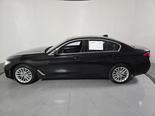 2023 BMW 530 i