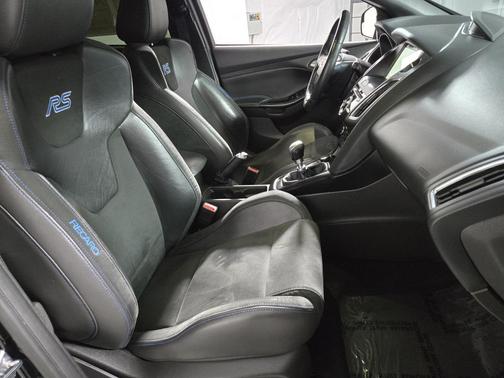 2017 Ford Focus RS Base