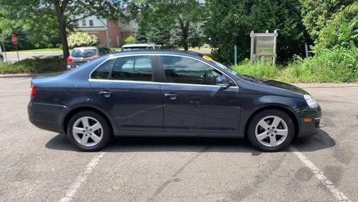 Platinum Gray Metallic 2009 Volkswagen Jetta 2.5 SE SportWagen