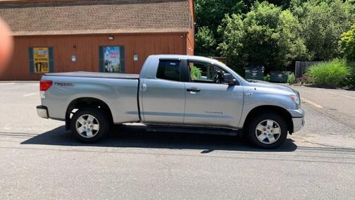 2011 Toyota Tundra Base