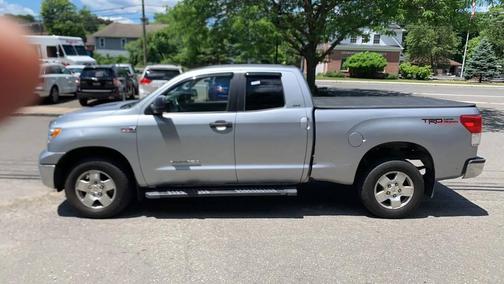2011 Toyota Tundra Base