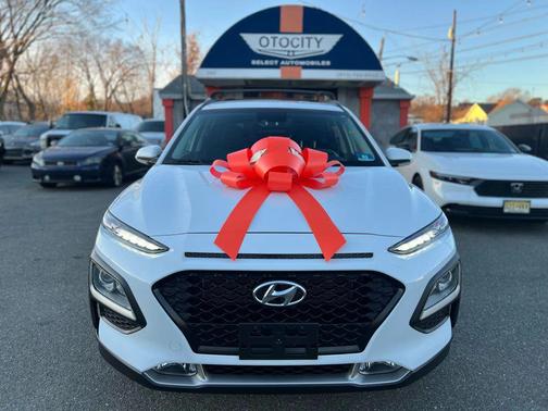 2021 Hyundai KONA SEL Plus