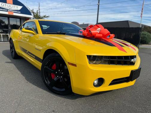 2011 Chevrolet Camaro 2LT