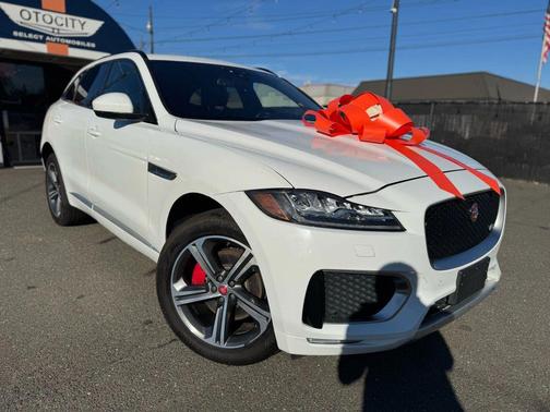 2017 Jaguar F-PACE S