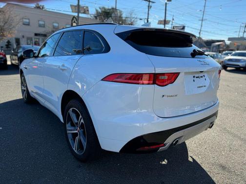 2017 Jaguar F-PACE S