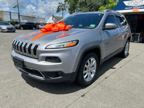 2016 Jeep Cherokee Sport