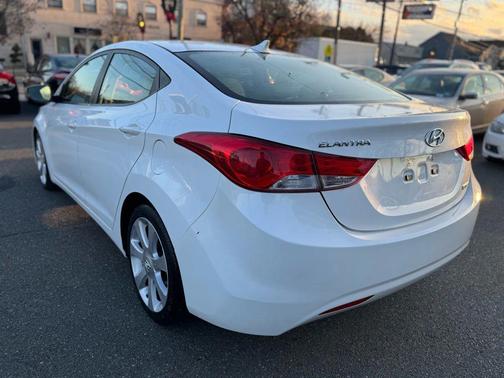 2013 Hyundai ELANTRA Limited