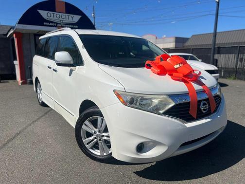 White Pearl 2012 Nissan Quest SL
