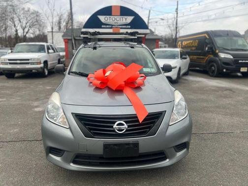 2014 Nissan Versa 1.6 S+