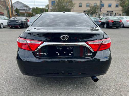 2016 Toyota Camry XLE