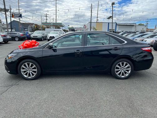 2016 Toyota Camry XLE