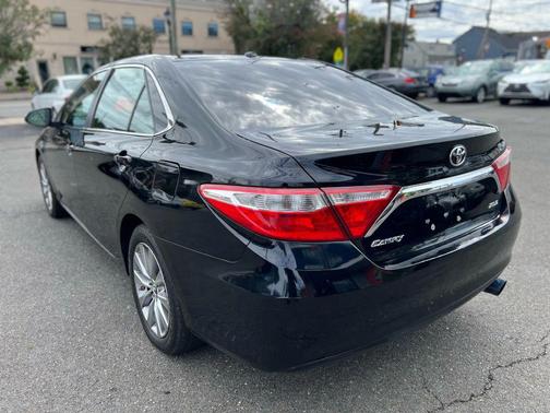2016 Toyota Camry XLE